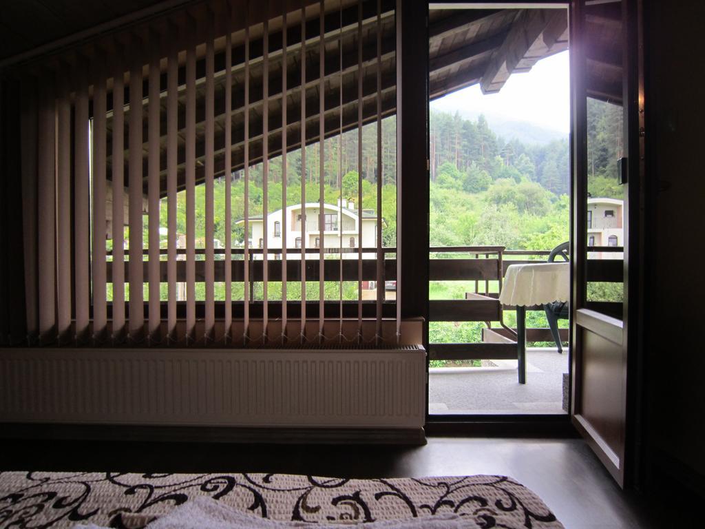 Slavina Guest House Sapareva Banya Luaran gambar